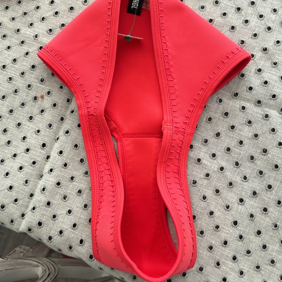 Triangl neoprene red/coral bikini size small - Picture 8 of 9